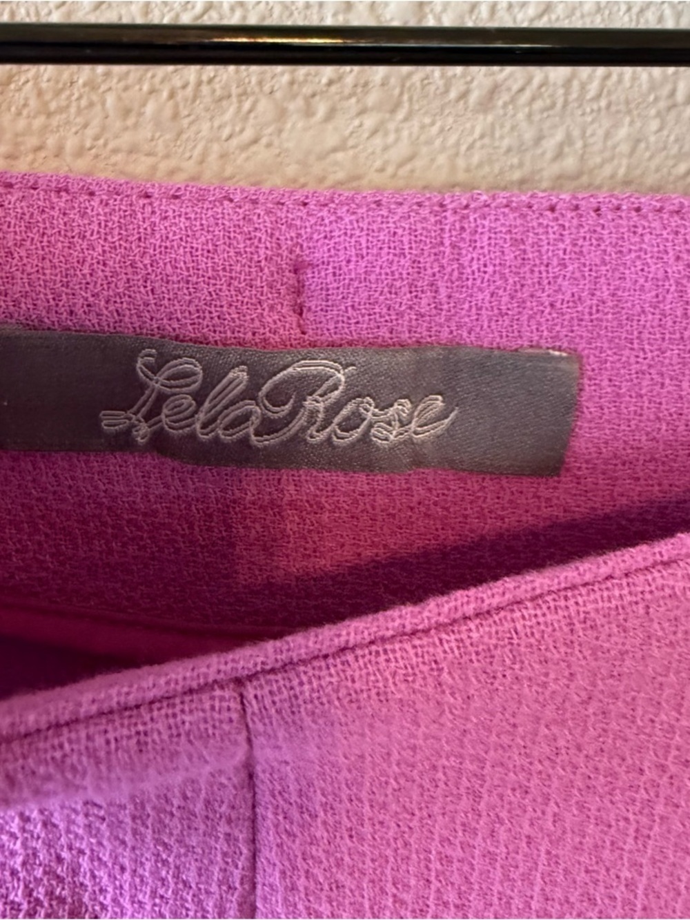 Lela Rose Cropped Stretch-Crepe Pants Pink Pearl-Button Trousers - Picture 8 of 13